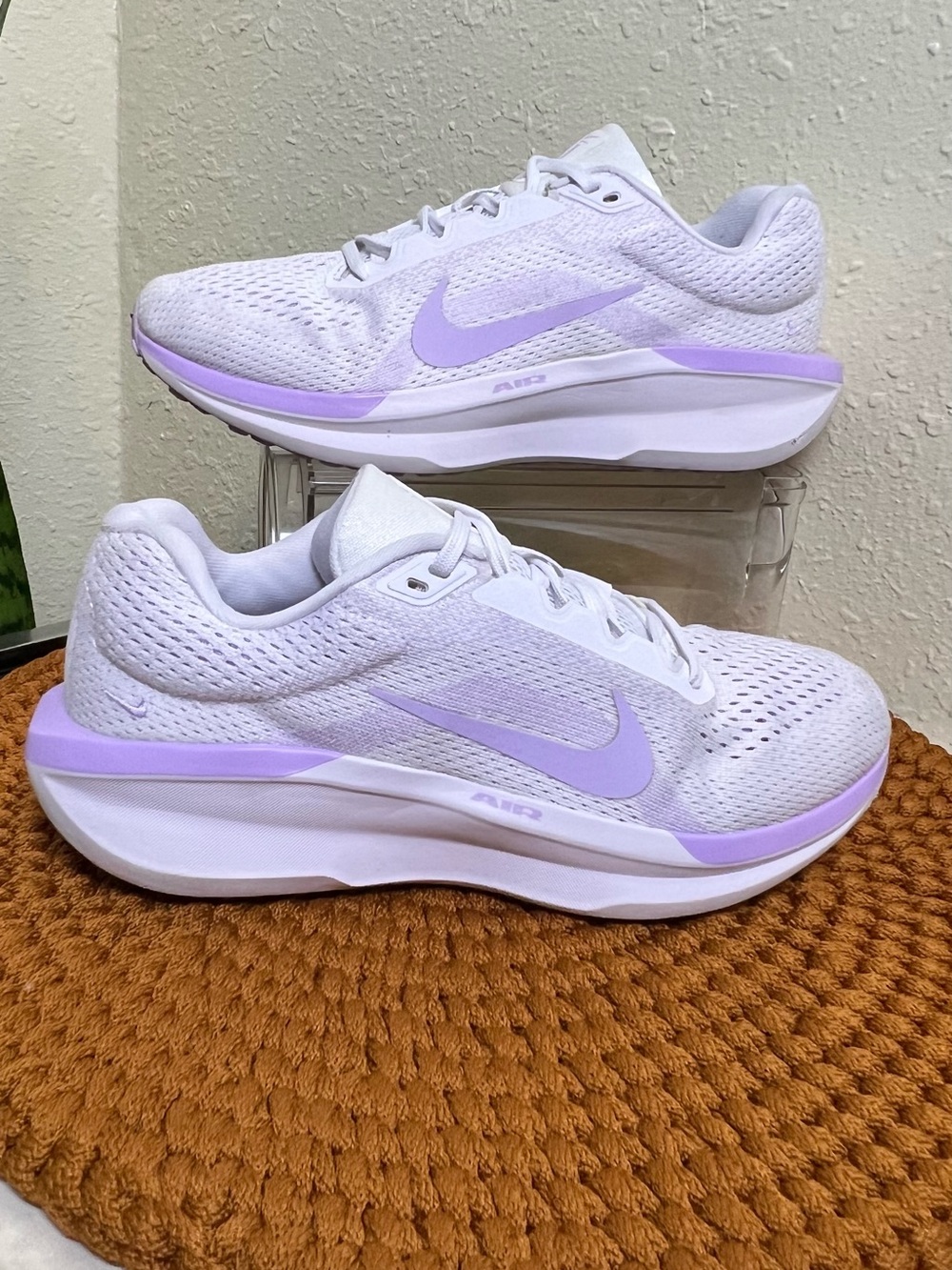 Nike Winflo 11 Women's Road Running Shoes  Size 8